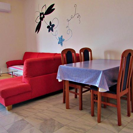 Apartmani Podobnik Klenovica Buitenkant foto