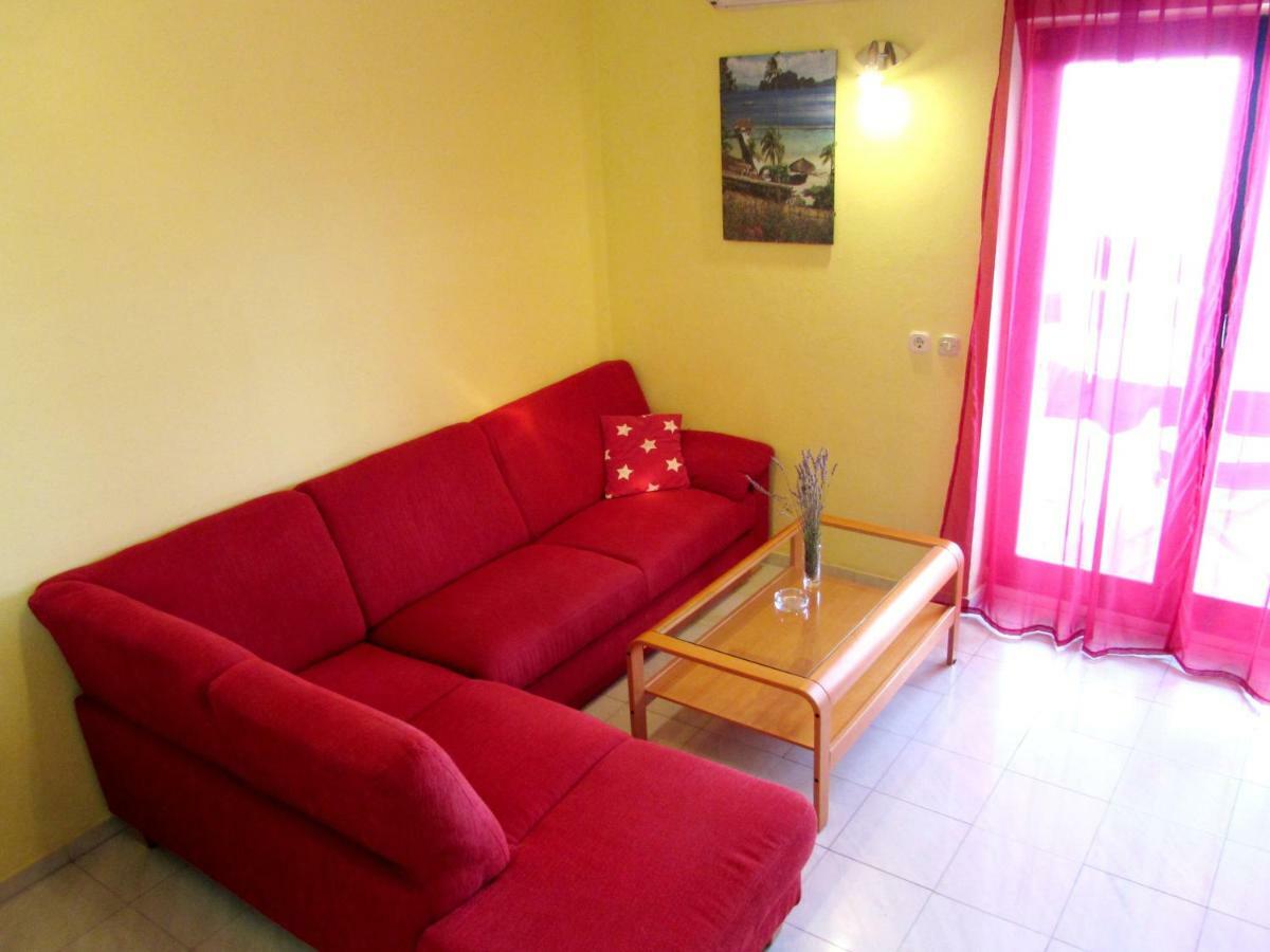Apartmani Podobnik Klenovica Buitenkant foto