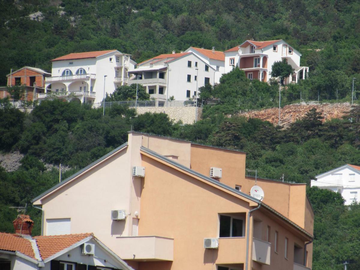 Apartmani Podobnik Klenovica Buitenkant foto